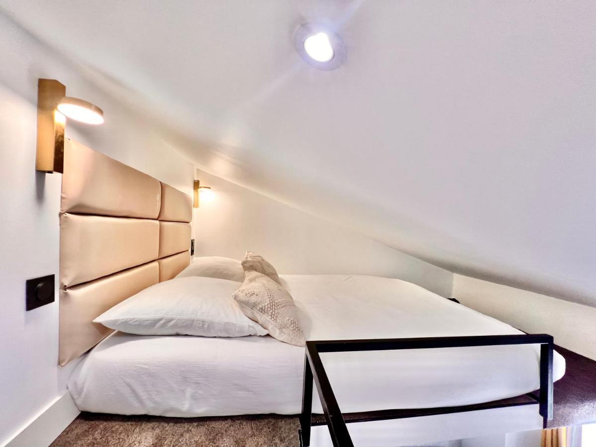 Ferienwohnung DUPLEX LE GESÙ - HEART OF OLD TOWN - MODERN - WiFi - CLIM Nizza Exterior foto